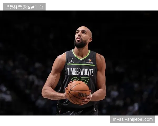 明尼苏达森林狼凭借赛季出色的整体防守效率，成为西部不可忽视的强硬力量