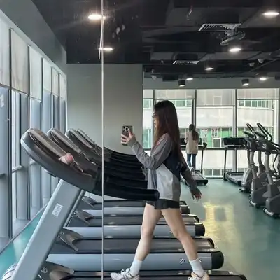 罗东诗